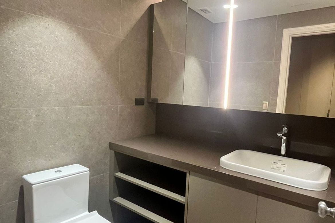 3 Bedroom Condo for Sale in One Roxas Triangle Tower, Urdaneta, Makati City near MRT-3 Buendia – photo 16