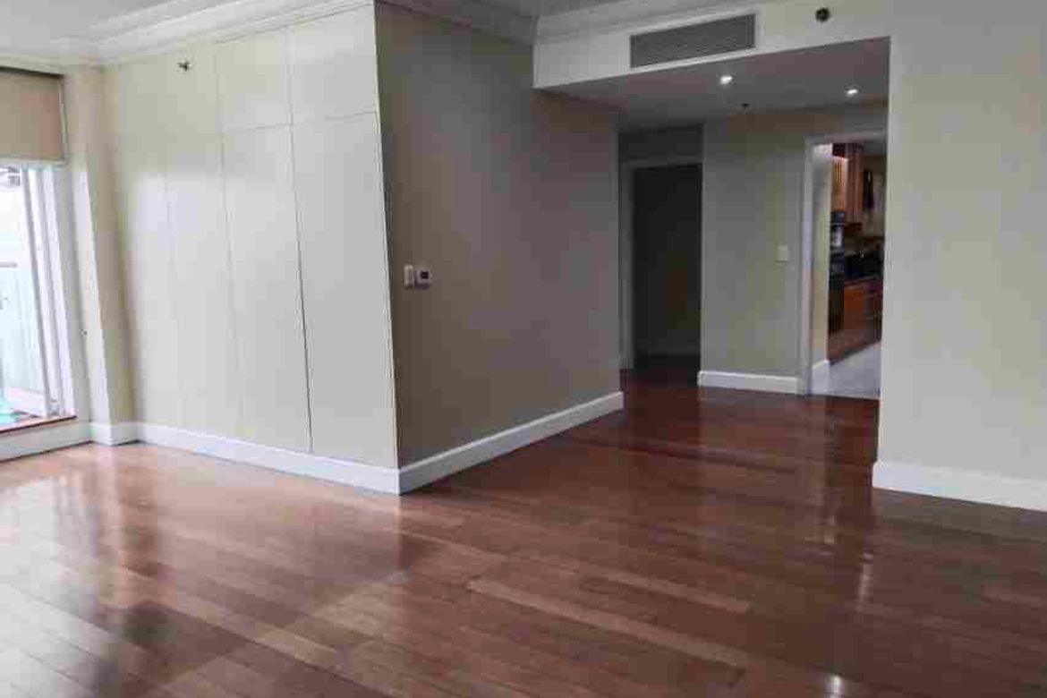 3 Bedroom Condo for Sale in One Roxas Triangle Tower, Urdaneta, Makati City near MRT-3 Buendia – photo 2