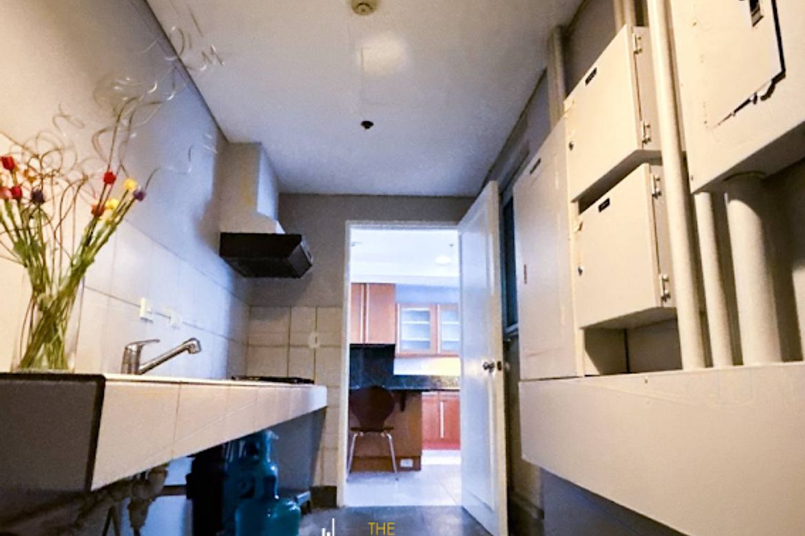 3 Bedroom Condo for Sale in One Roxas Triangle Tower, Urdaneta, Makati City near MRT-3 Buendia – photo 14