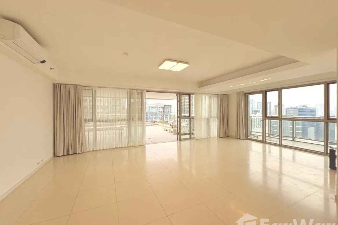 3 Bedroom Condo for Sale in One Serendra, BGC, Taguig