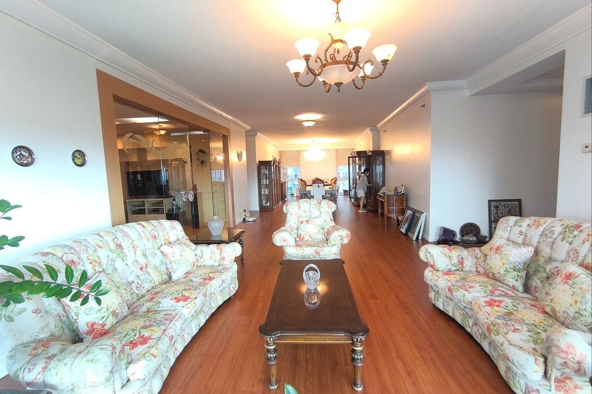 3 Bedroom Condo for Sale in Pacific Plaza Towers, BGC, Taguig