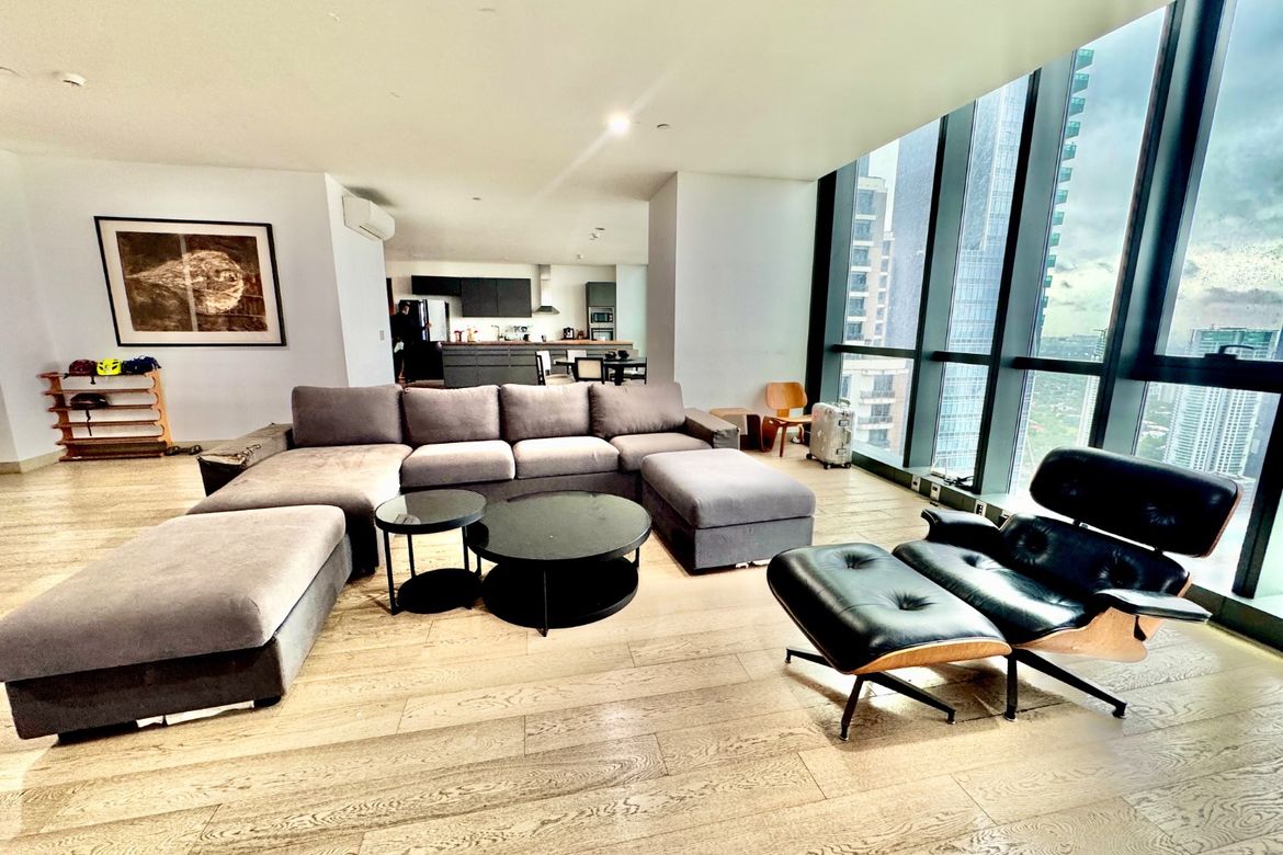 3 Bedroom Condo for Sale in Poblacion, Makati City – photo 3