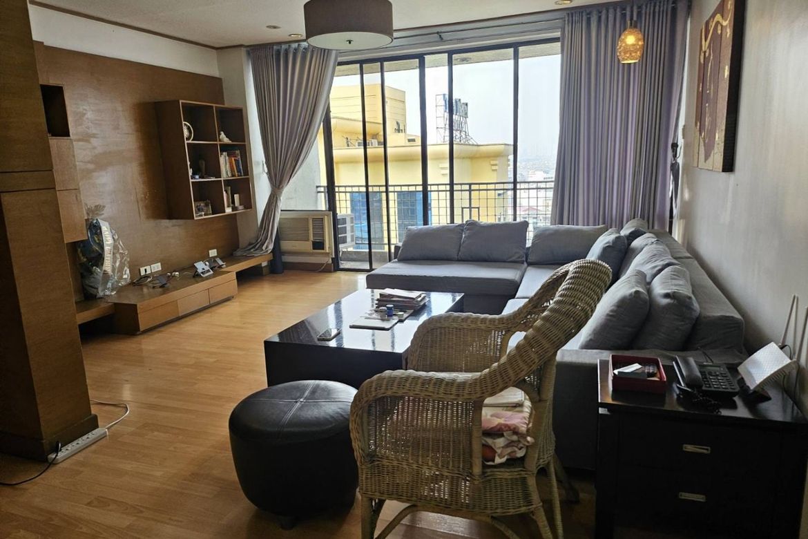 3 Bedroom Condo for Sale in San Antonio, Makati City