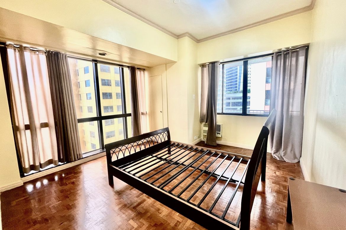3 Bedroom Condo for Sale in San Antonio, Makati City – photo 7
