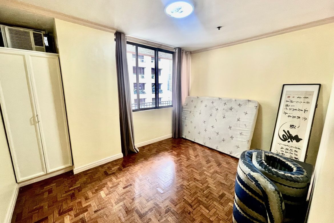3 Bedroom Condo for Sale in San Antonio, Makati City – photo 9