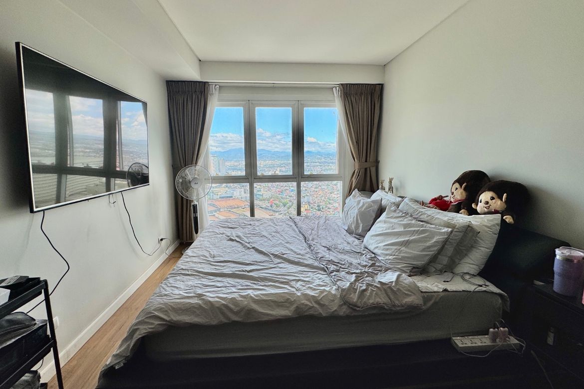 3 Bedroom Condo for Sale in Sequoia at Two Serendra, BGC, Taguig – photo 5