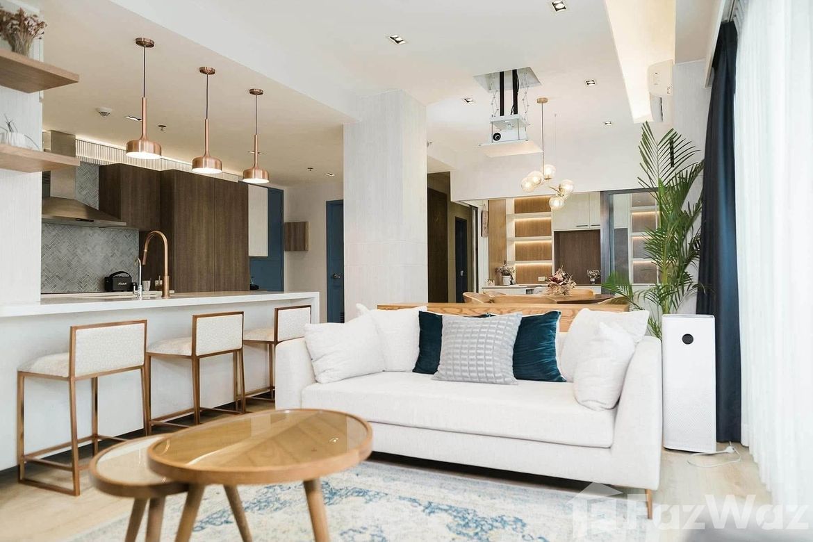 3 Bedroom Condo for Sale in St. Moritz Private Estate, BGC, Taguig