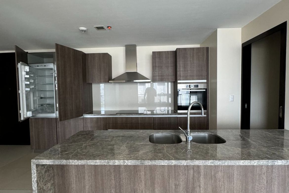 3 Bedroom Condo for Sale in St. Moritz Private Estate, BGC, Taguig – photo 3