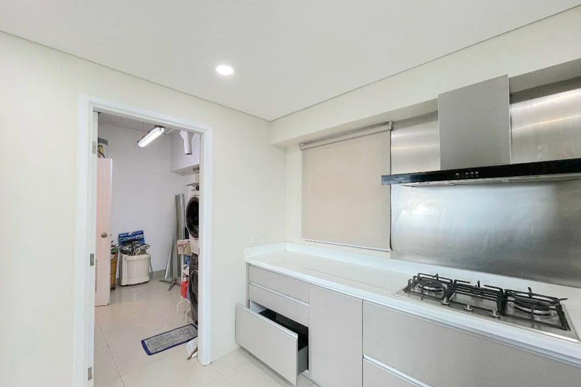 3 Bedroom Condo for Sale in The Residences at Greenbelt, San Lorenzo, Makati City near MRT-3 Ayala – photo 4