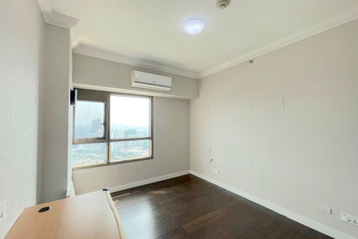 3 Bedroom Condo for Sale in The Residences at Greenbelt, San Lorenzo, Makati City near MRT-3 Ayala – photo 11