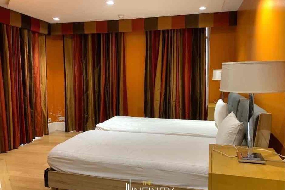 3 Bedroom Condo for Sale in The Salcedo Park Condominum, Bel-Air, Makati City – photo 2