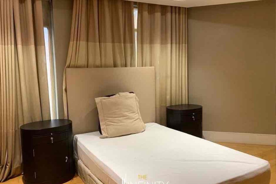 3 Bedroom Condo for Sale in The Salcedo Park Condominum, Bel-Air, Makati City – photo 2