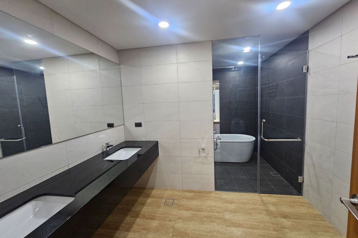 3 Bedroom Condo for Sale in The Seasons Residences, BGC, Taguig – photo 4