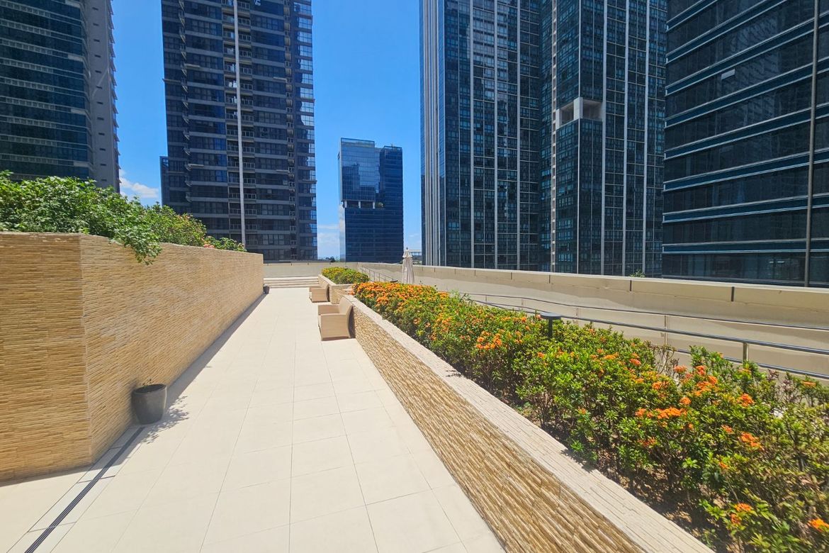 3 Bedroom Condo for Sale in The Seasons Residences, BGC, Taguig – photo 13