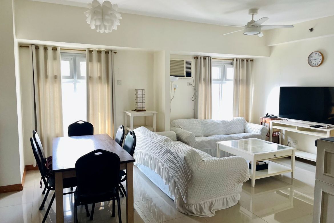 3 Bedroom Condo for Sale in The Trion Towers, BGC, Taguig – photo 8
