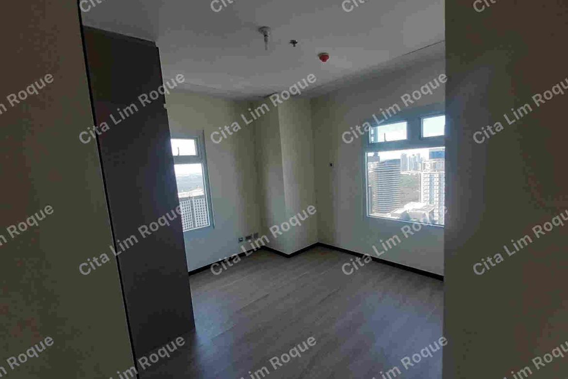 3 Bedroom Condo for Sale in The Trion Towers III, BGC, Taguig – photo 6