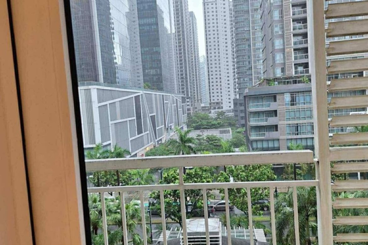 3 Bedroom Condo for Sale in Two Serendra, BGC, Taguig – photo 7