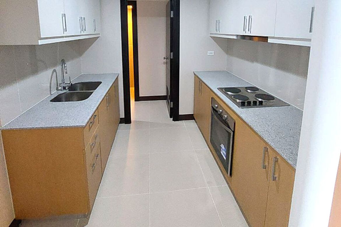 3 Bedroom Condo for Sale in Uptown Parksuites, BGC, Taguig – photo 3