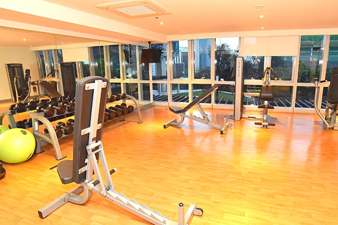 3 Bedroom Condo for Sale in Uptown Parksuites, BGC, Taguig – photo 13