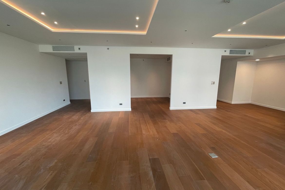 3 Bedroom Condo for Sale in Urdaneta, Makati City near MRT-3 Buendia – photo 5