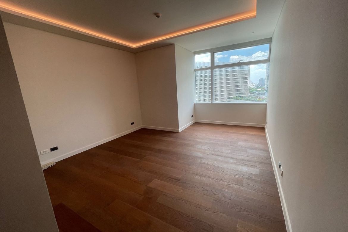 3 Bedroom Condo for Sale in Urdaneta, Makati City near MRT-3 Buendia – photo 11