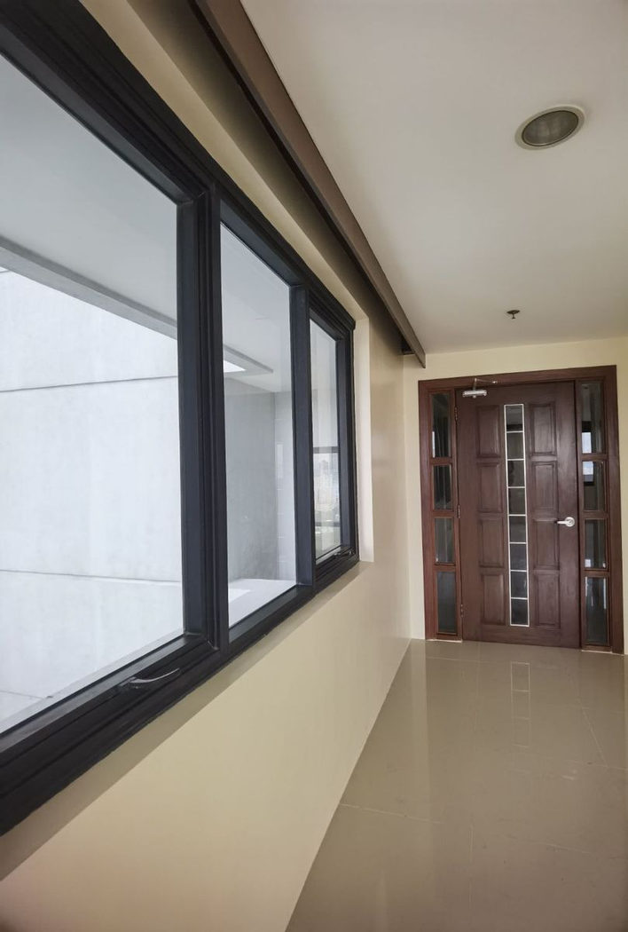 3-Bedroom Corner Condo Unit for Sale in One Balete, New Manila, Quezon City – photo 5