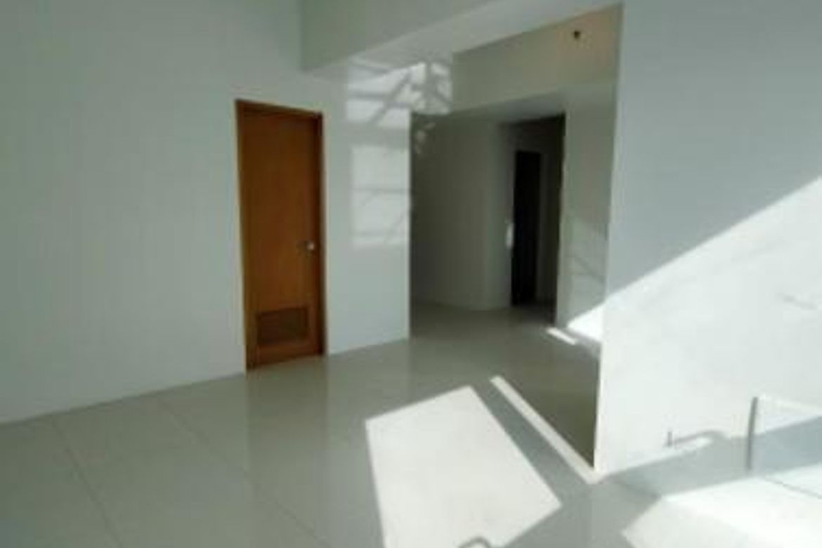 3 Bedroom Hotel / Resort for Sale in Madison Park West, BGC, Taguig – photo 4