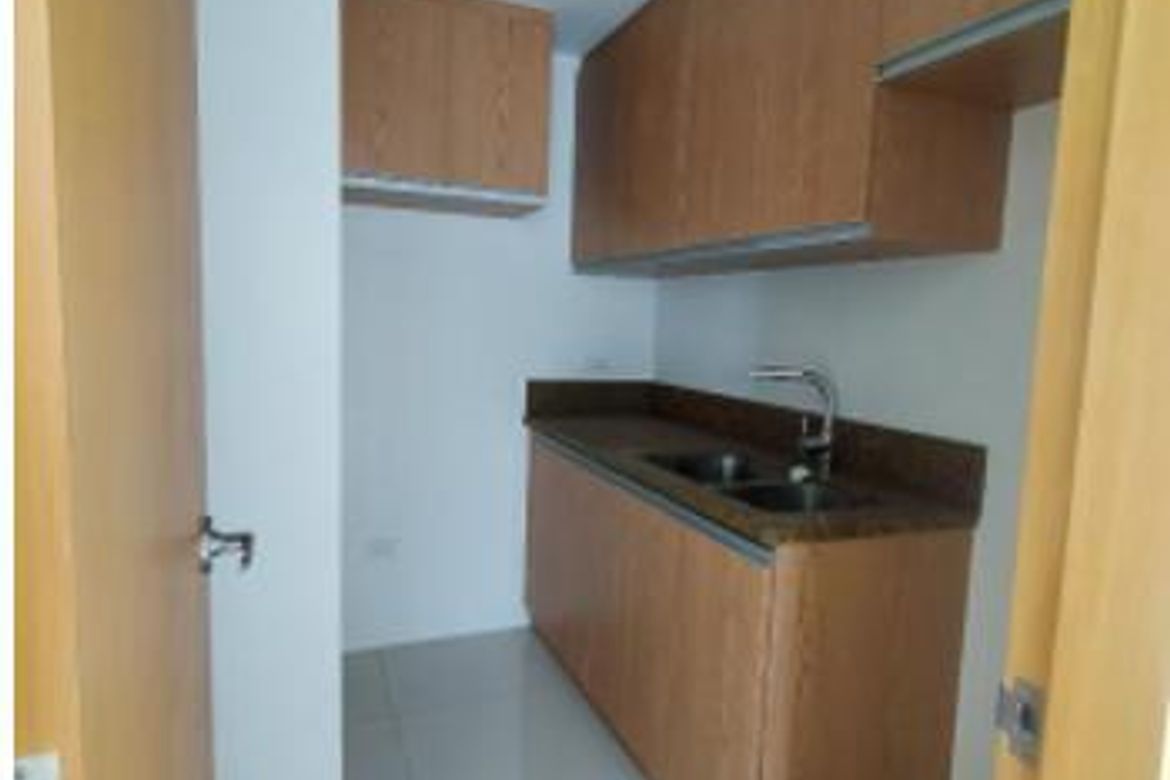 3 Bedroom Hotel / Resort for Sale in Madison Park West, BGC, Taguig – photo 6