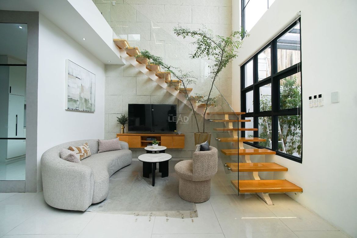 3 Bedroom House for Sale in Greenwoods Executive Village - Cainta, San Andres, Cainta, Rizal – photo 2
