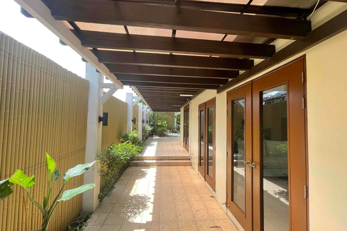 3 Bedroom House for Sale in Magallanes Village, Magallanes, Makati City near MRT-3 Magallanes – photo 7