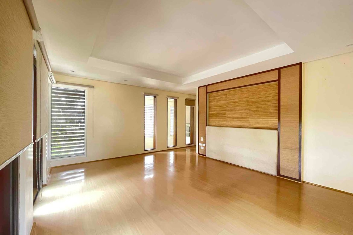 3 Bedroom House for Sale in Magallanes Village, Magallanes, Makati City near MRT-3 Magallanes – photo 10