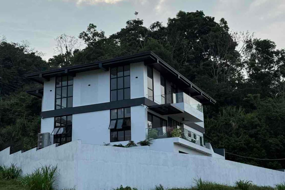 3 Bedroom House for Sale in Niyugan, Laurel, Batangas – photo 4