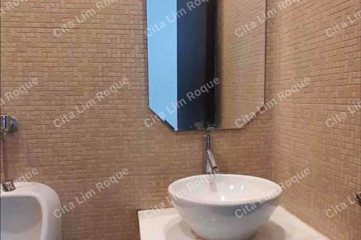 3 Bedroom House for Sale in Urdaneta Village, Urdaneta, Makati City near MRT-3 Buendia – photo 9