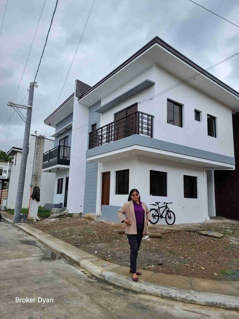 3-Bedroom Norwich Single-Attached House for Sale in Brookside Hills, Cainta, Rizal – photo 13