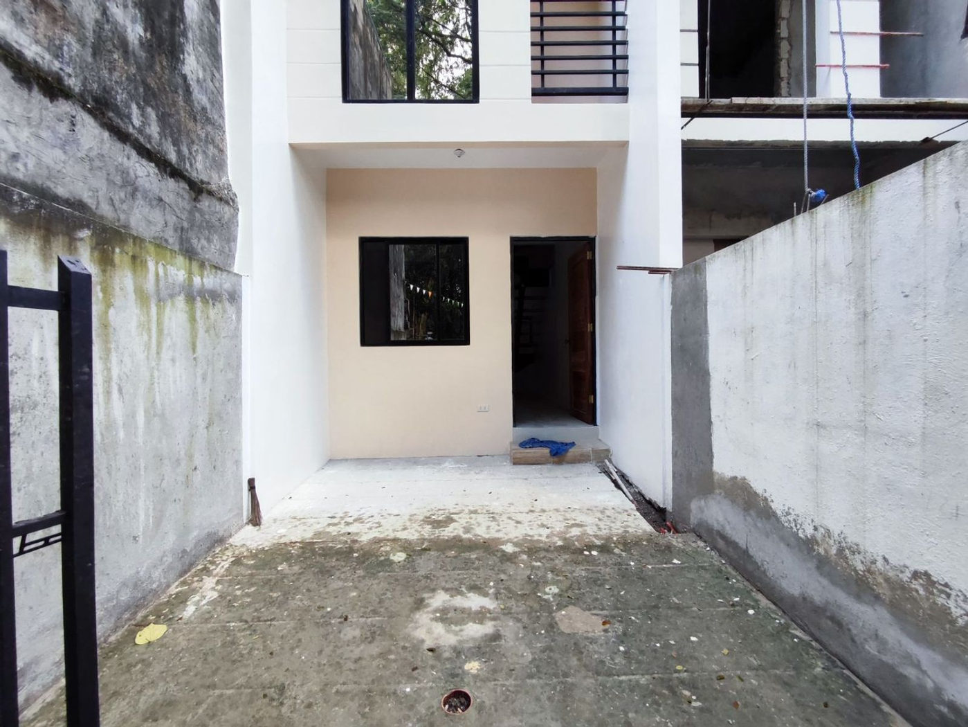 3-Bedroom Townhouse for Sale in Barangay 179, Caloocan, Metro Manila – photo 3