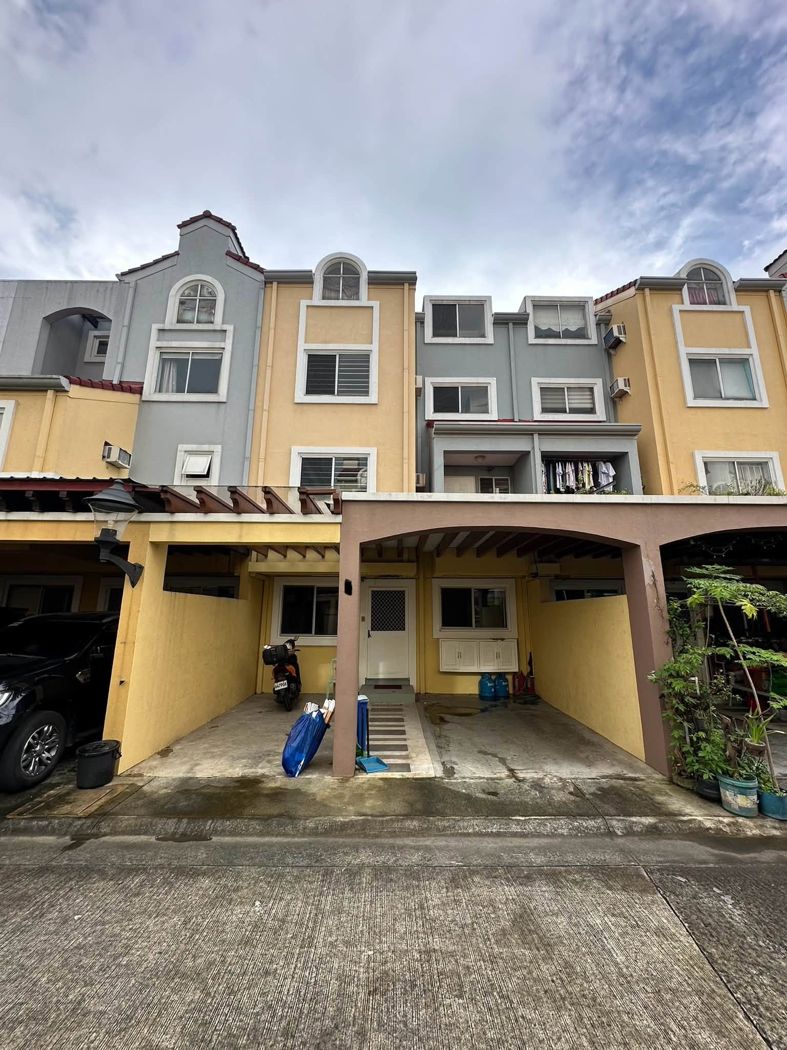 3-Bedroom Townhouse for Sale in Celadon Residences, Sta. Cruz, Manila