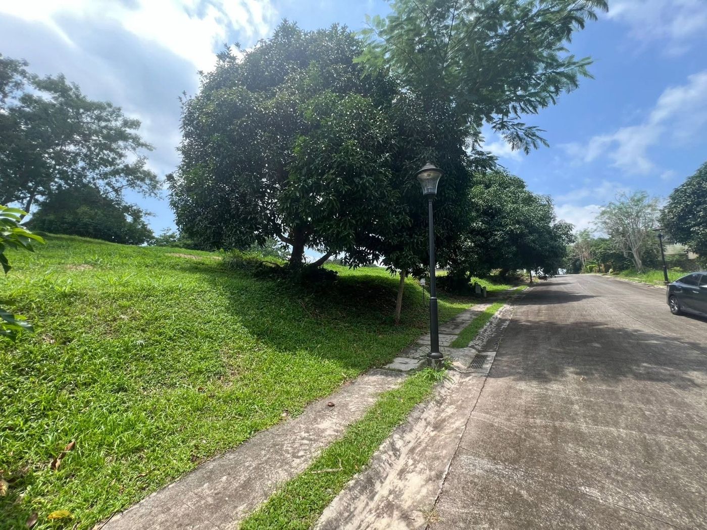 334 SQM Vacant Lot for Sale in Ayala Westgrove Heights, Silang, Cavite – photo 2