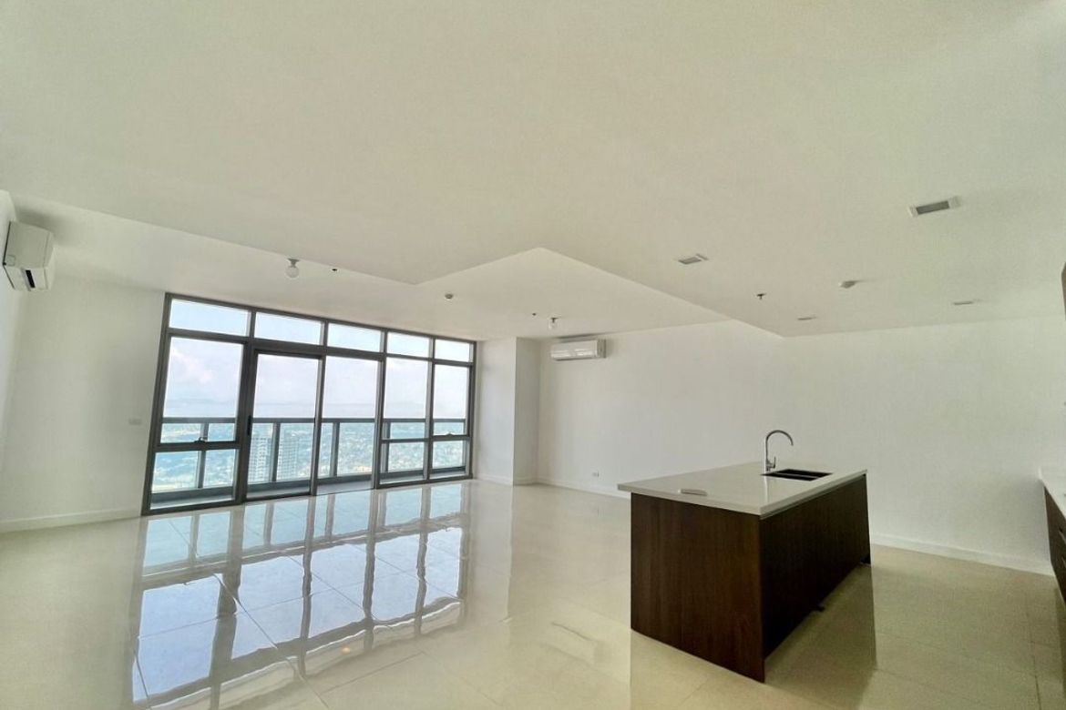 4 Bedroom Apartment for Sale in East Gallery Place, BGC, Taguig – photo 3