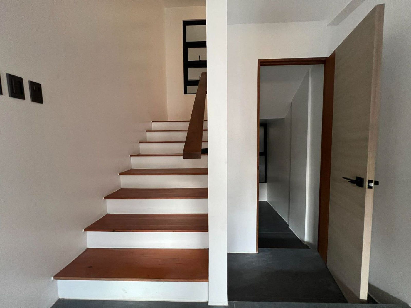 4-Bedroom Citrine Townhouse for Sale in Malamig, Mandaluyong, Metro Manila – photo 2