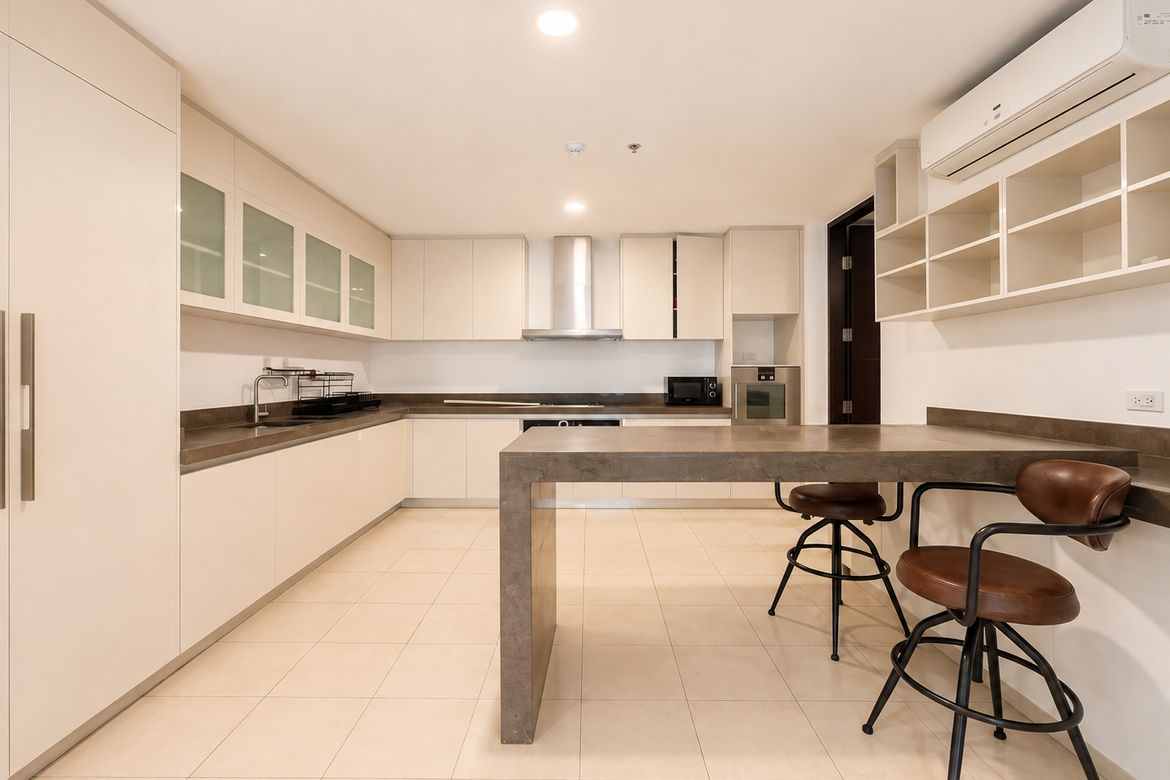 4 Bedroom Condo for Sale in BGC, Taguig – photo 7