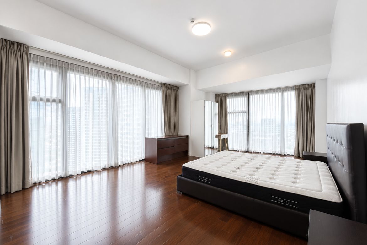 4 Bedroom Condo for Sale in BGC, Taguig – photo 6