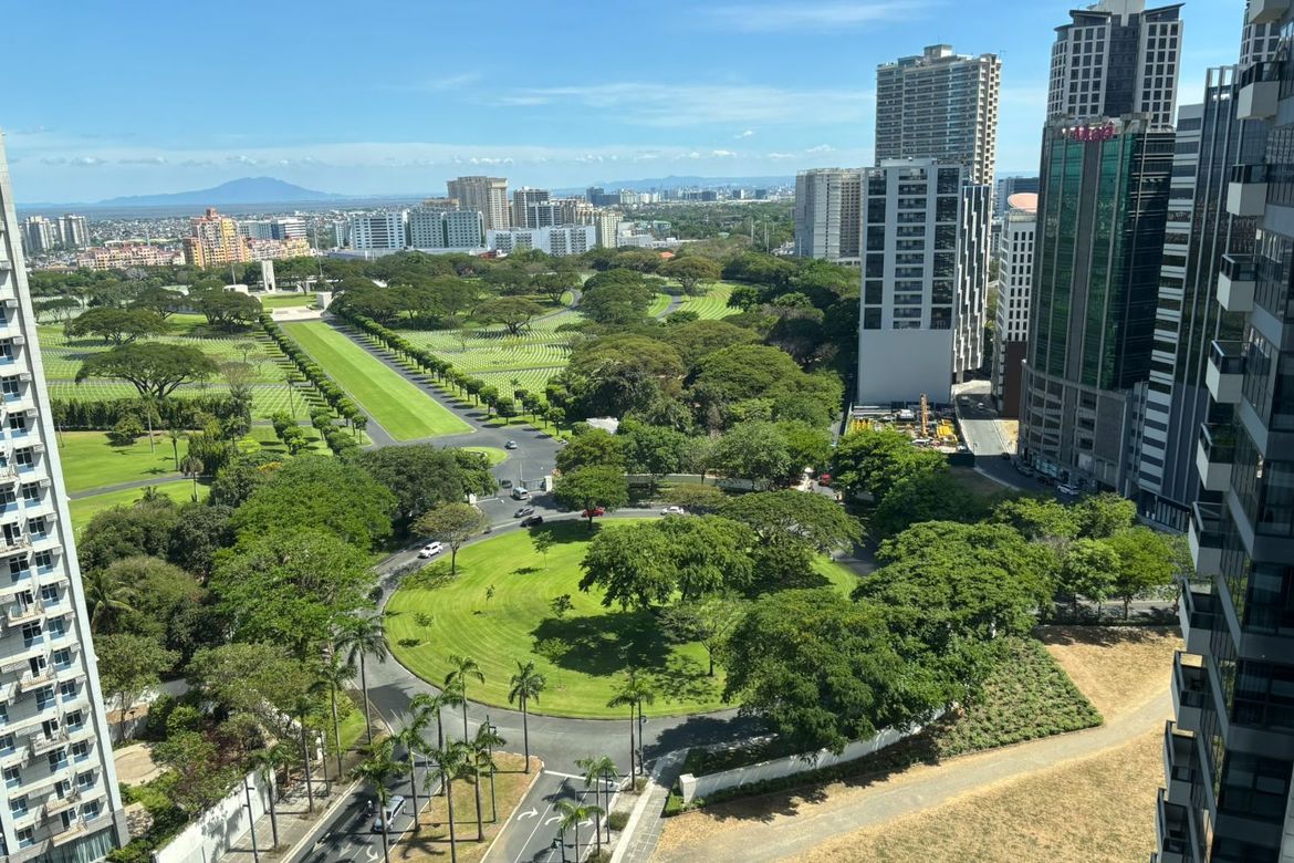 4 Bedroom Condo for Sale in BGC, Taguig – photo 5