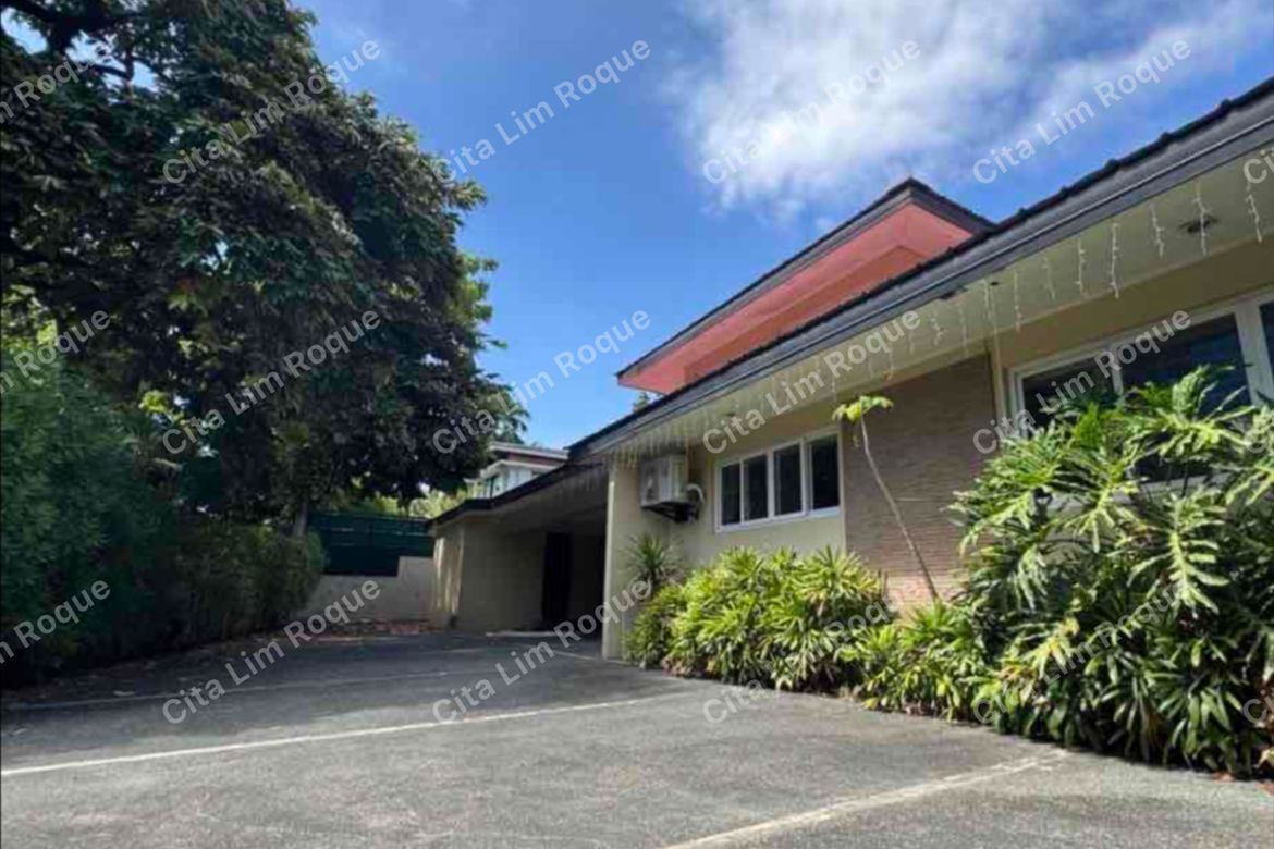 4 Bedroom Condo for Sale in Dasmariñas North, Makati City near MRT-3 Magallanes – photo 9