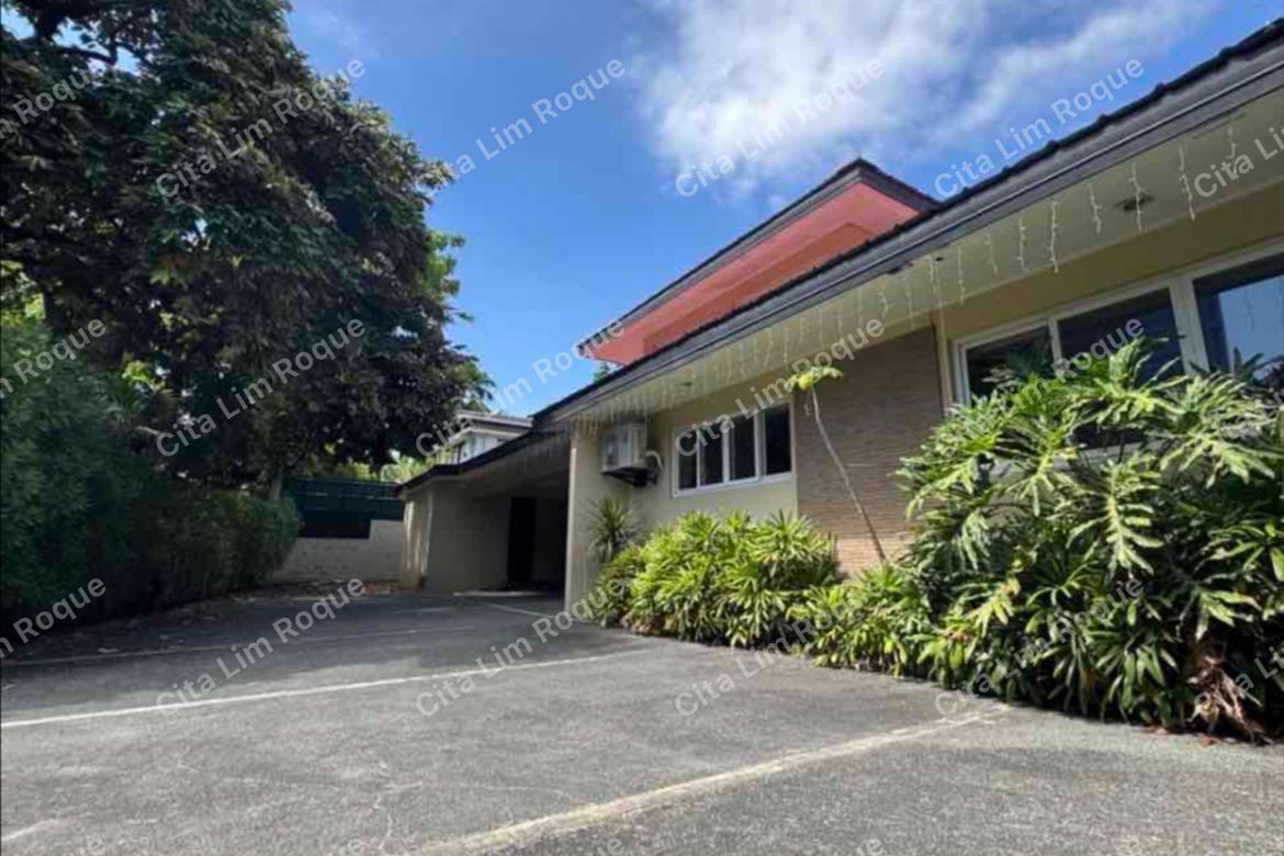 4 Bedroom Condo for Sale in Dasmariñas North, Makati City near MRT-3 Magallanes – photo 16
