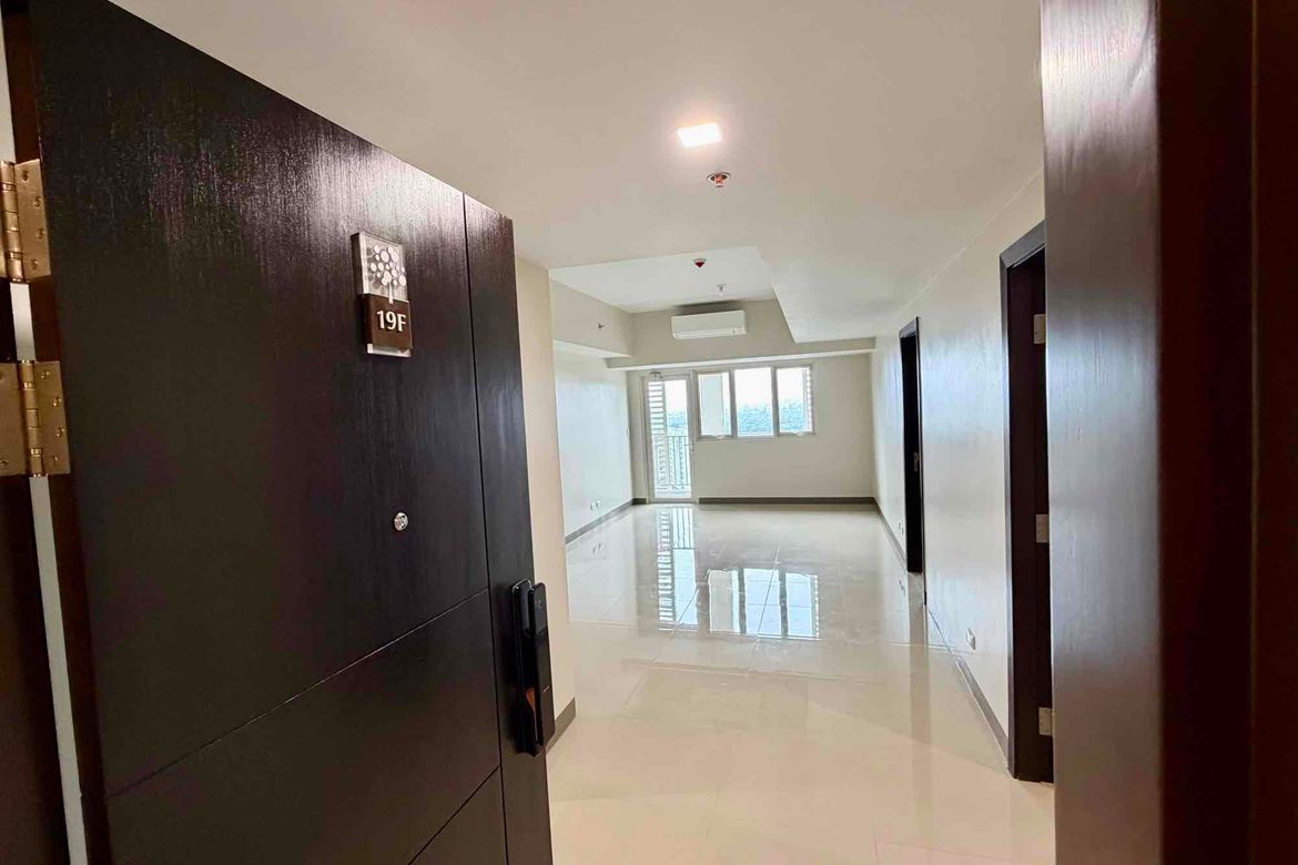4 Bedroom Condo for Sale in Park McKinley West, BGC, Taguig – photo 2
