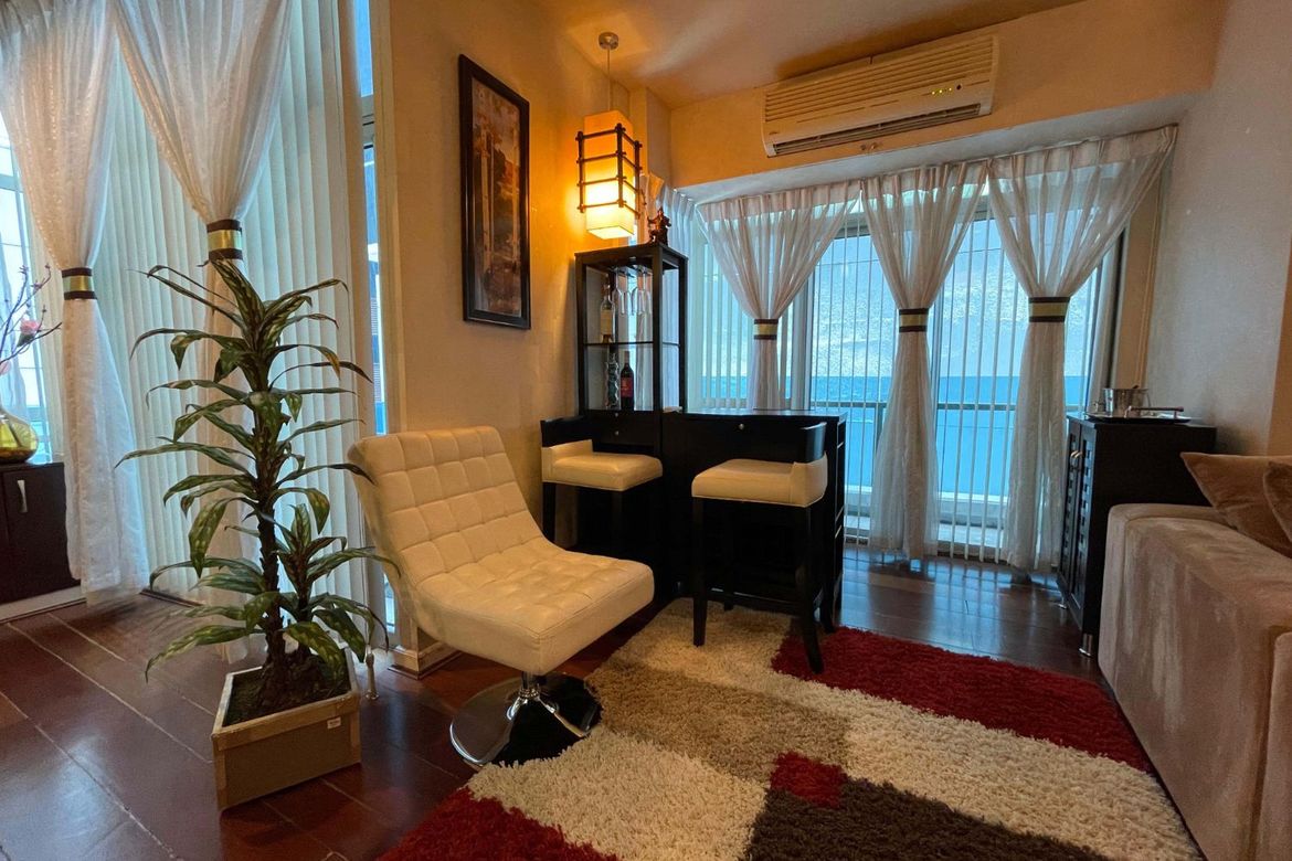4 Bedroom Condo for Sale in Sapphire Residences, BGC, Taguig – photo 3