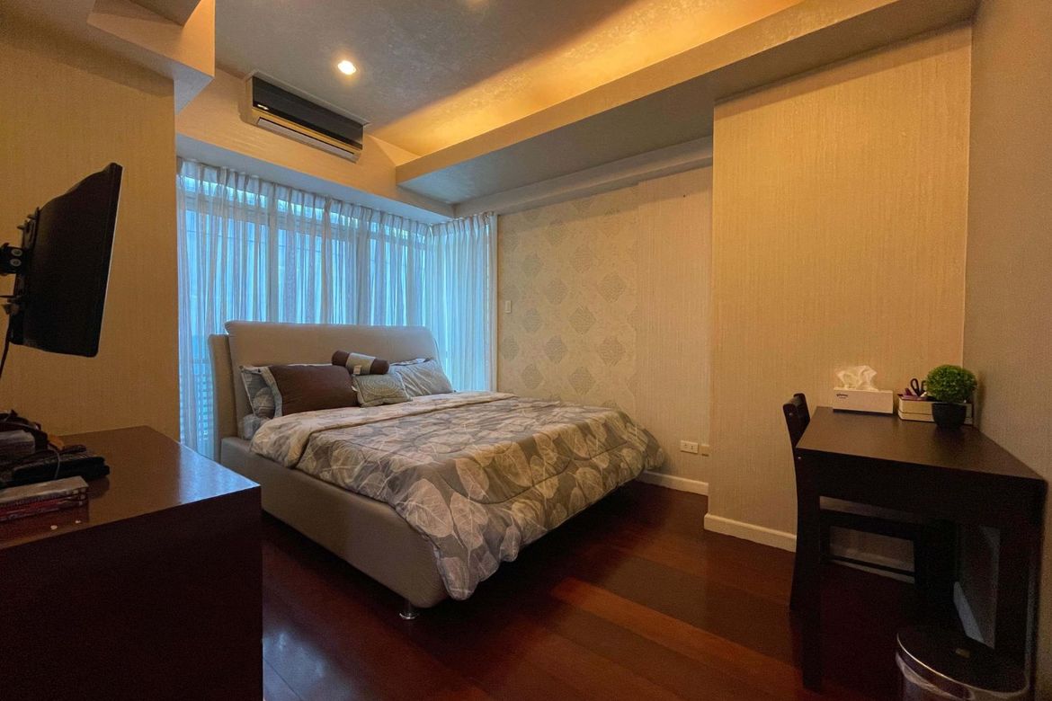 4 Bedroom Condo for Sale in Sapphire Residences, BGC, Taguig – photo 6