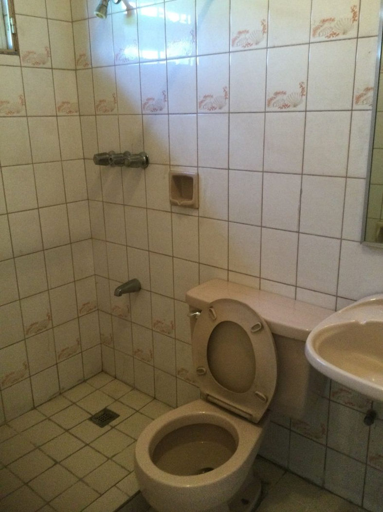 4-Bedroom Condo Unit for Sale in San Nicolas, Manila – photo 20