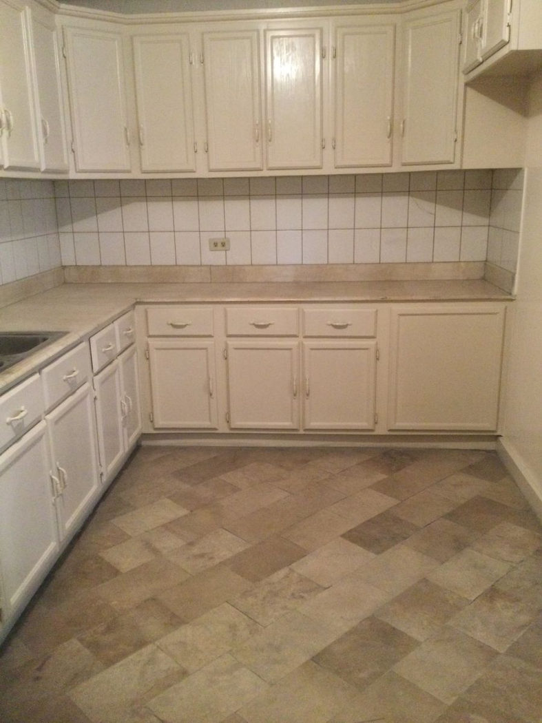 4-Bedroom Condo Unit for Sale in San Nicolas, Manila – photo 31