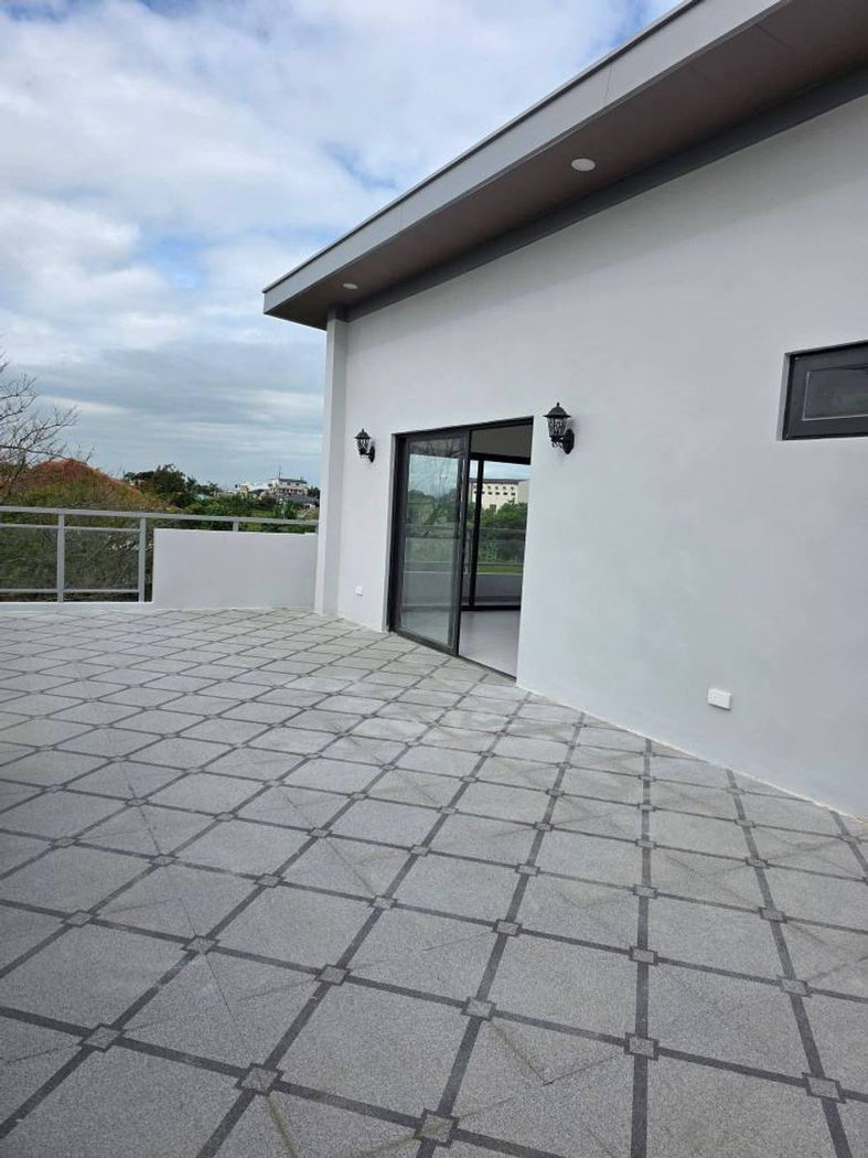 RFO 4-Bedroom Duplex House and Lot for Sale in Grand Centennial Homes, Kawit, Cavite – photo 12